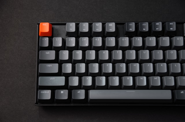 What Components You Need to Build a Custom Gaming Keyboard?